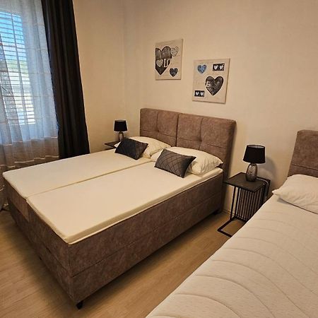 Apartment Milevoj Koromačno Dış mekan fotoğraf